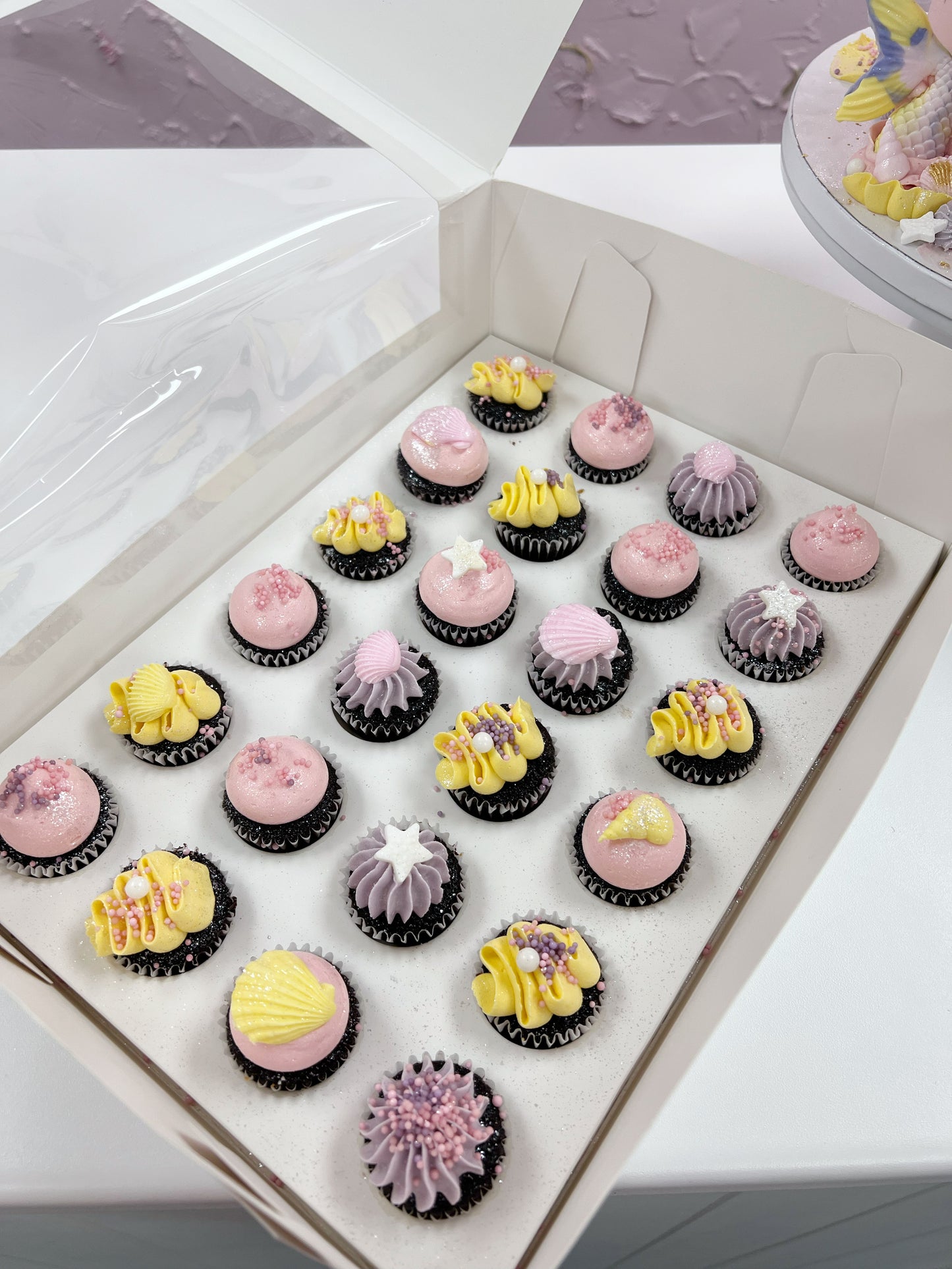 MINI UNDER THE SEA CUPCAKES
