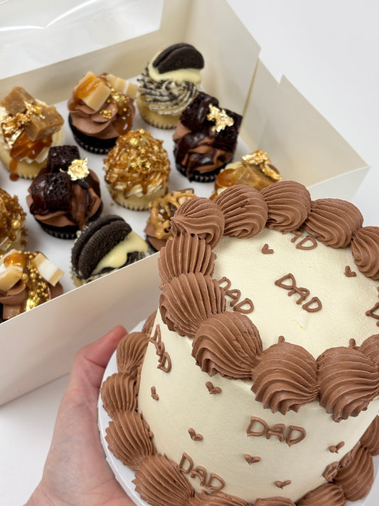 BUNDLE Mini Heart Cake & 12 Pack Mini Cupcake *Save 10%!