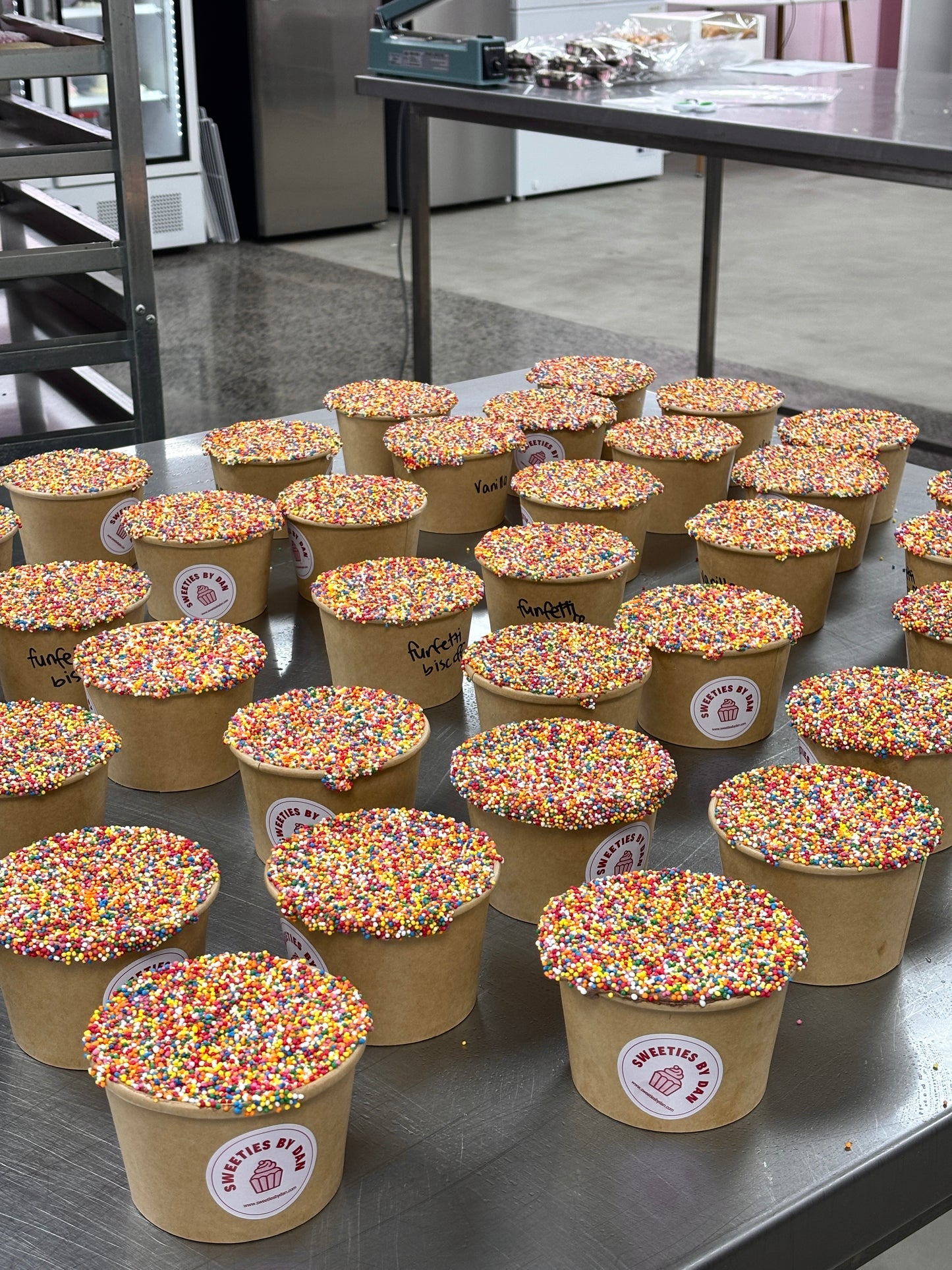 DOT CAKE PRE ORDER