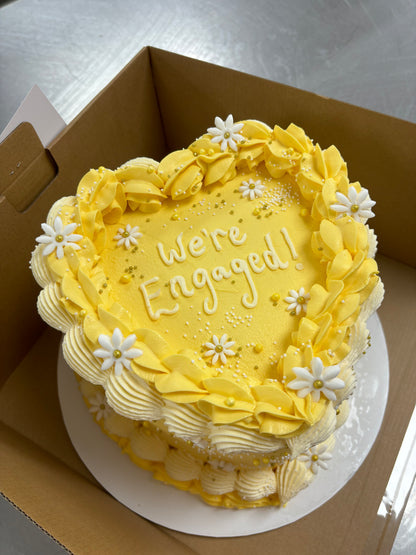 Frilly Daisy Cake Heart